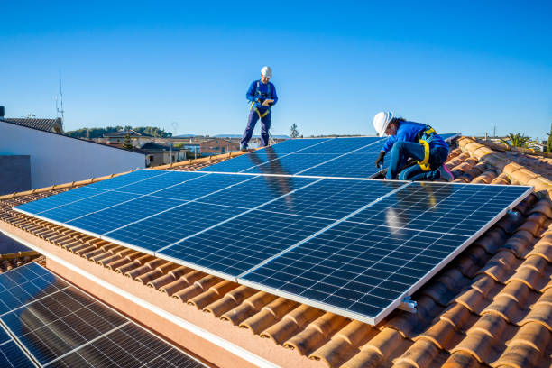 Why Some Commercial Rooftop Solar Systems Leak After Installation