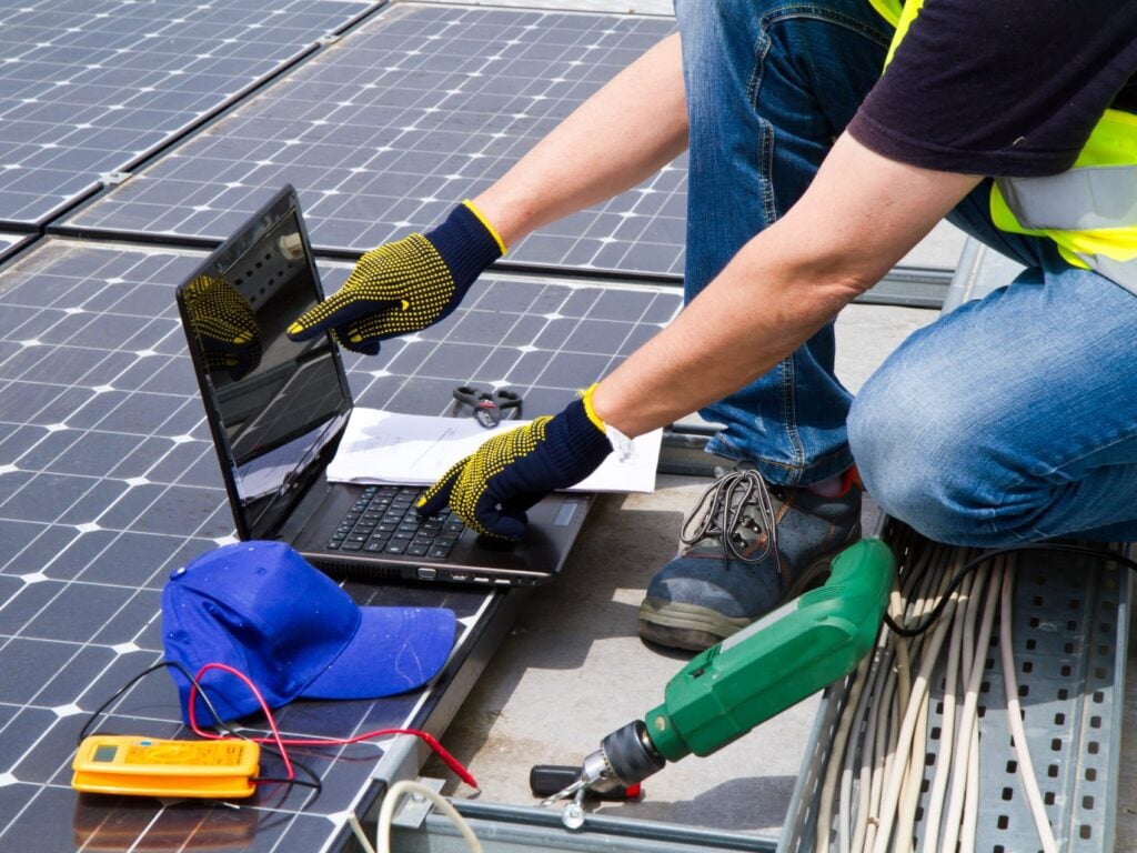 solar maintenance provider phoenix arizona ()